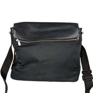 Louis Vuitton Taiga Viktor Messenger Bag - Brown Shoulder Bags, Handbags -  LOU799119